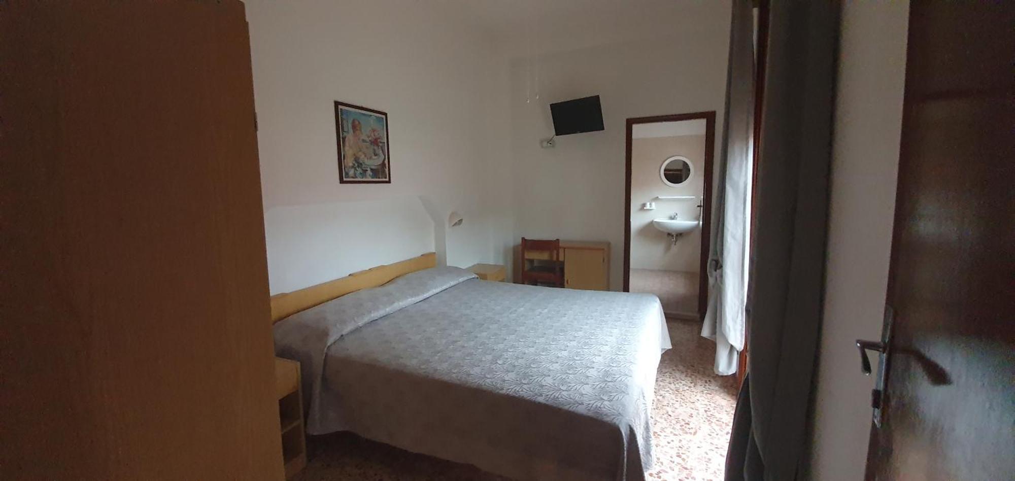 Hotel Eleonora Ρίμινι Εξωτερικό φωτογραφία